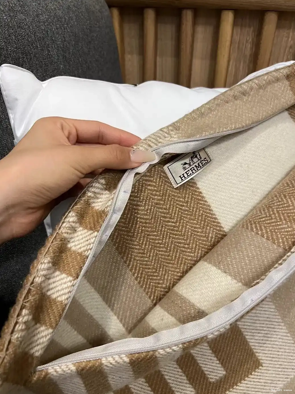 WOOL PILLOW HERMES THROW ITHAQUE 0519